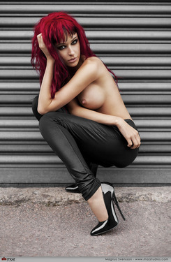 Redhead Fetish Model Janina Naslund - 11