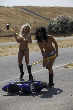 Fast RaceCars Naked Girls - 12