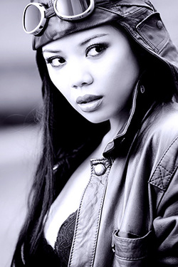 Luana Lani in "Miss Luana Lani Aviator" via missluana.com